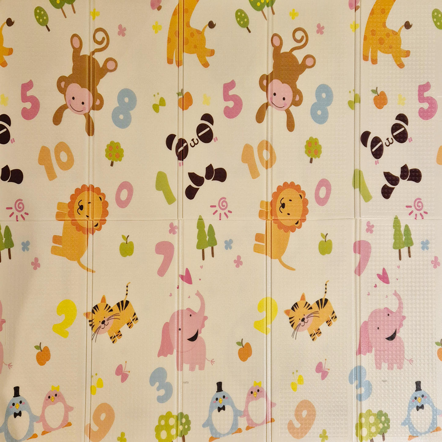 Sklopiva dvostrana podloga za igru i puzanje  - Pingvinovo Društvo i Zoo Kolaž 200x180 cm